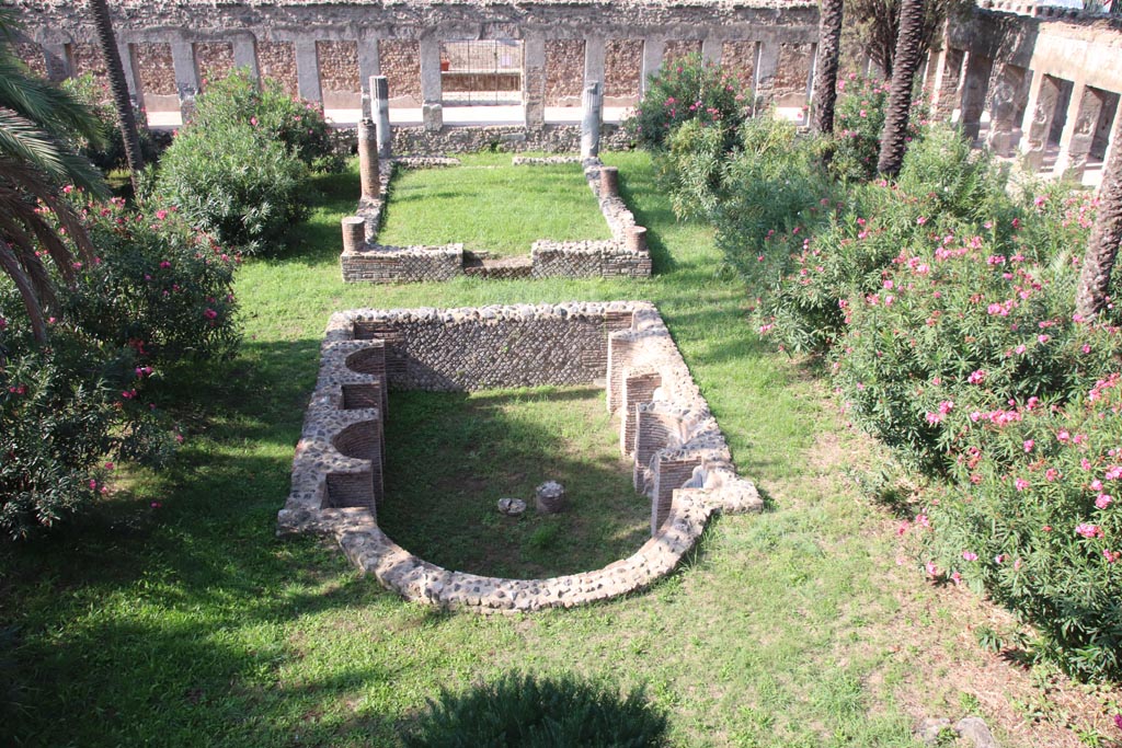 Hgw Pompeii Villa Of Diomedes October Looking West Across